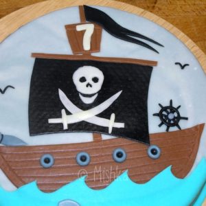 Pirátská loď na dortu